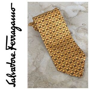 Salvatore Ferragamo 100% Silk Owl Tie